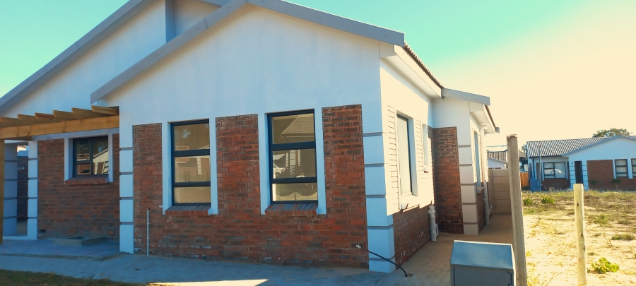3 Bedroom Property for Sale in Albertinia Western Cape